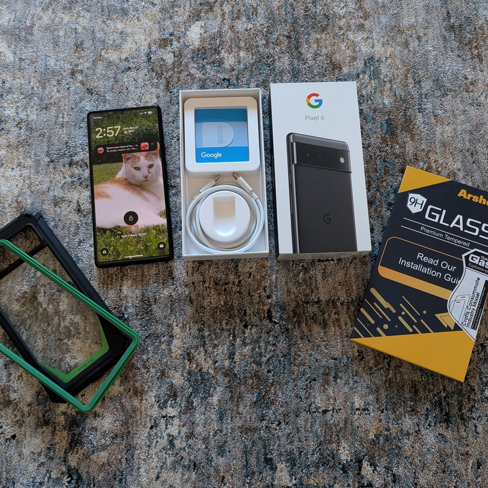 SOLD Google Pixel 6 - Black with Accessories